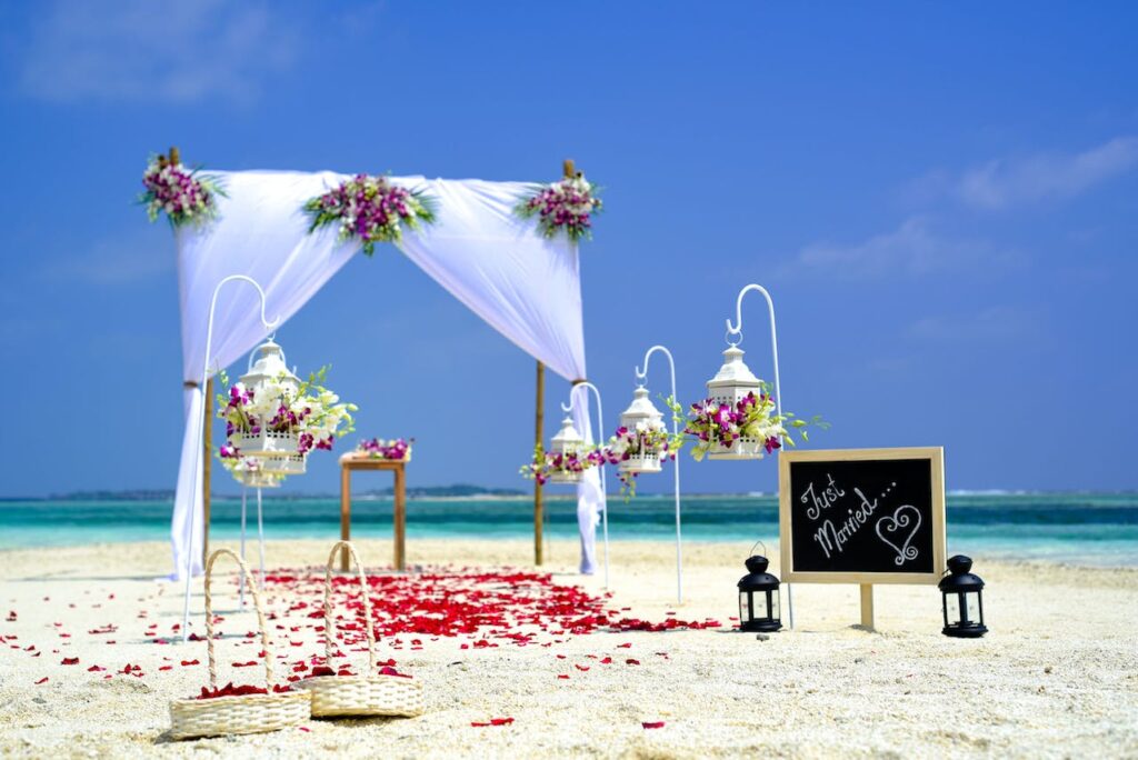 The Cayman Islands: An Overview for Organizing a Destination Wedding